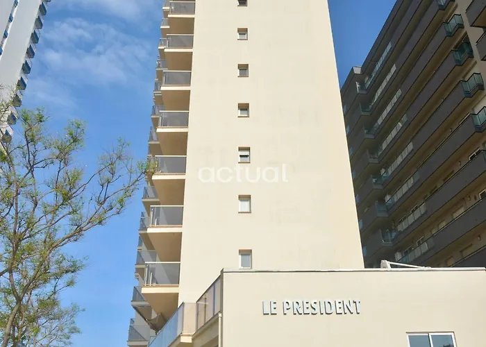 President C-6 * Platja d'Aro